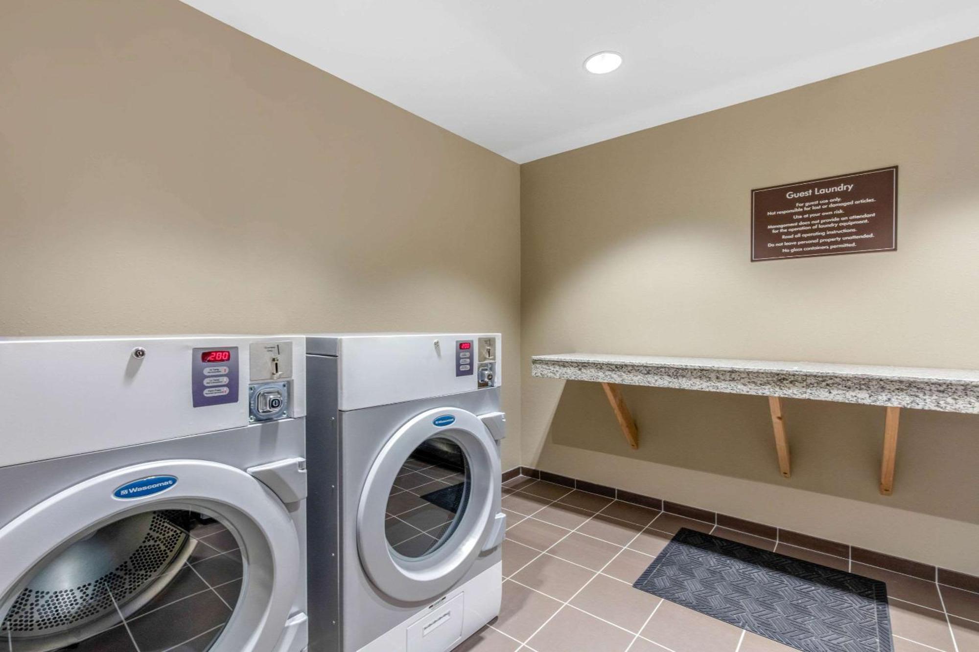 Mainstay Suites St Louis Airport Bridgeton Buitenkant foto