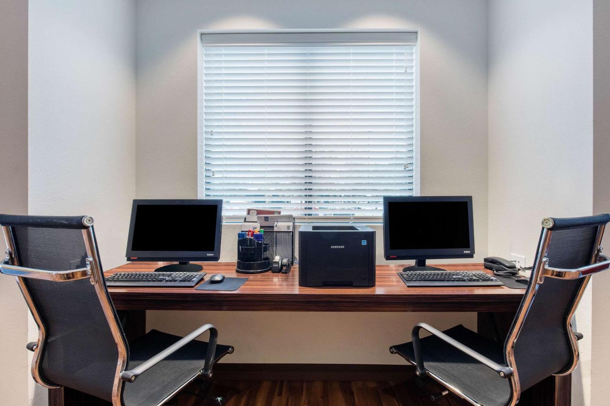 Mainstay Suites St Louis Airport Bridgeton Buitenkant foto