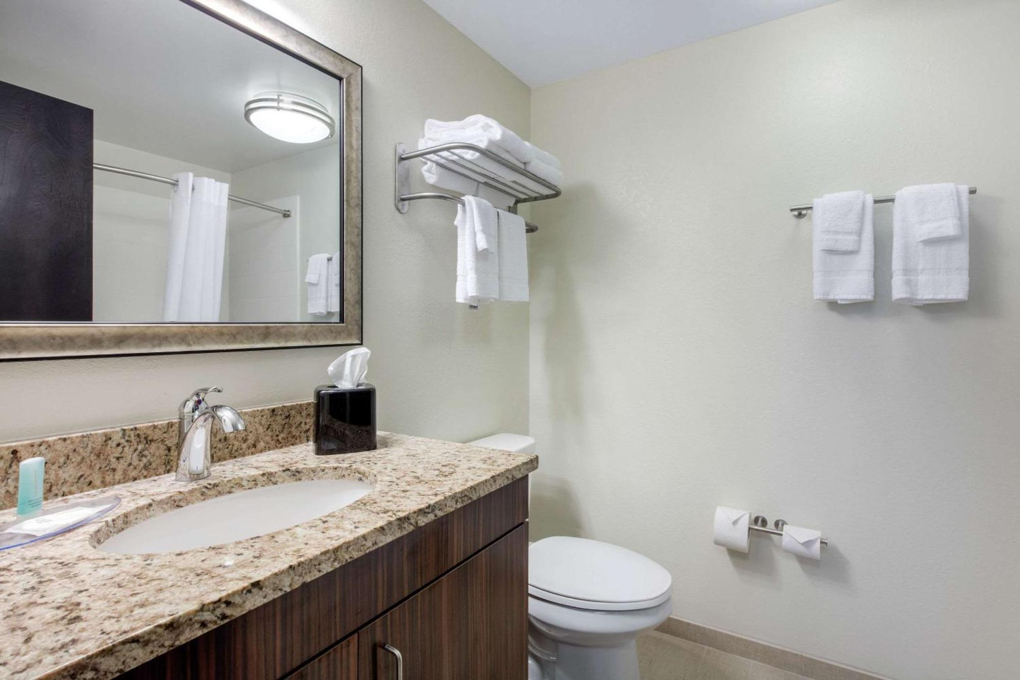 Mainstay Suites St Louis Airport Bridgeton Buitenkant foto